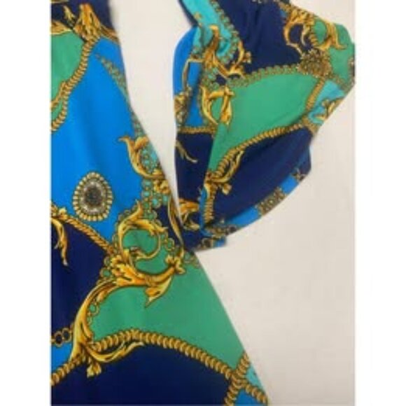 Ladies off the shoulder dress - Picture 2 of 4